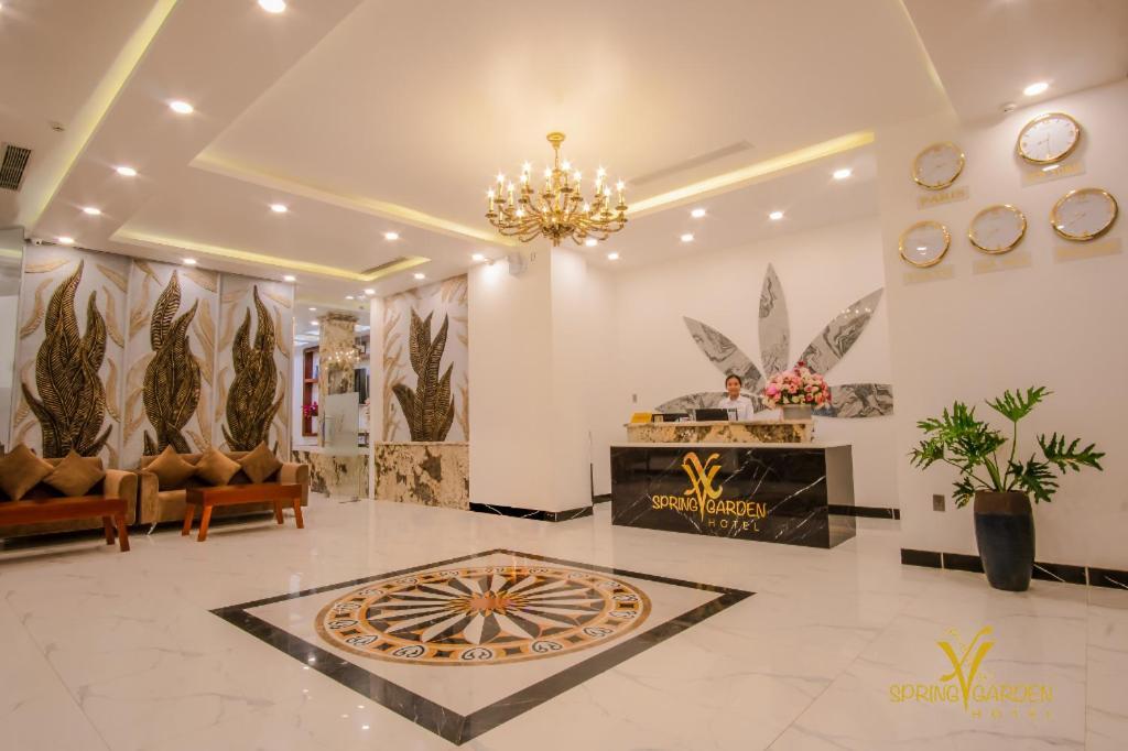 Spring Garden Hotel Lk Long Khanh Bagian luar foto