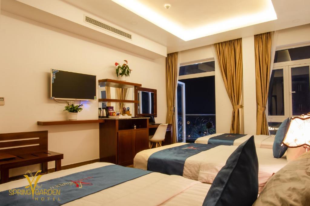 Spring Garden Hotel Lk Long Khanh Bagian luar foto