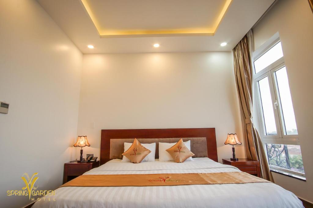 Spring Garden Hotel Lk Long Khanh Bagian luar foto