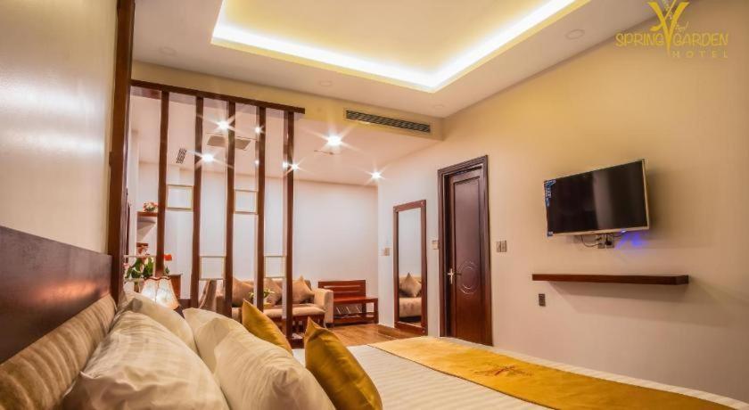 Spring Garden Hotel Lk Long Khanh Bagian luar foto