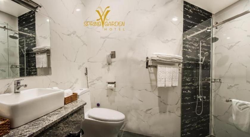 Spring Garden Hotel Lk Long Khanh Bagian luar foto