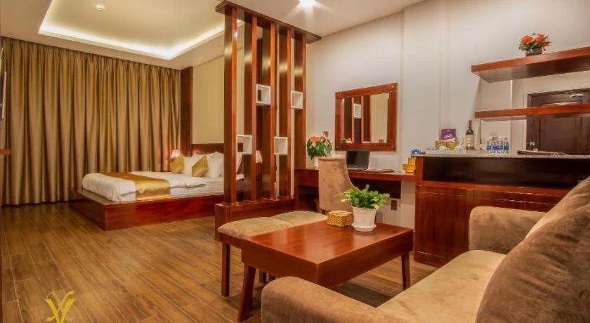 Spring Garden Hotel Lk Long Khanh Bagian luar foto